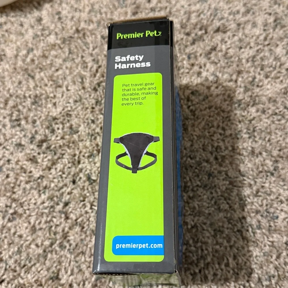NEW! PREMIER PET CAR SAFETY HARNESS